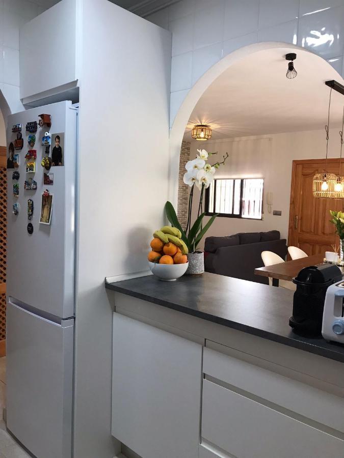 산타 폴라 Nice House With Amazing Swimming Pool/ Just 5 Min From Beach 빌라 외부 사진